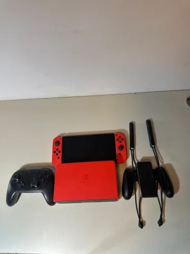 Vendo Nintendo Switch OLED com BRINDE case