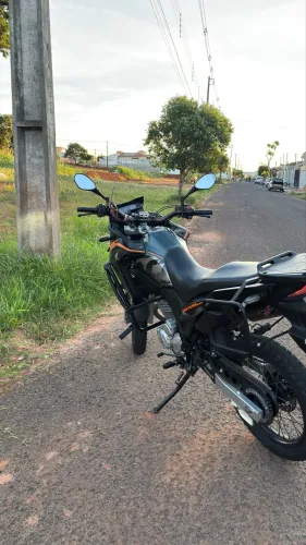 VENDO XRE 300 2021