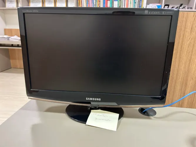 Monitor Samsung 20 polegadas Modelo 2033M Com Defeito Para Retirada de Peças
