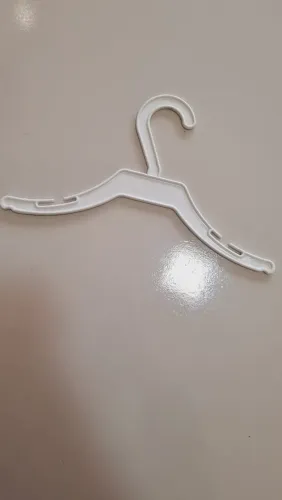 17 Cabides plástico infantil 25cm