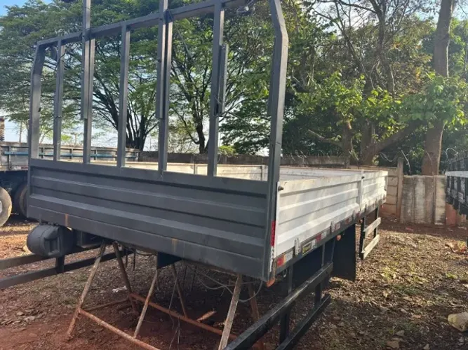 Carroceria Metalica 5 metros