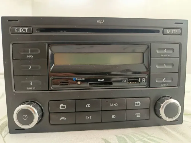 RÁDIO ORIGINAL AUTOMOTIVO GOLF