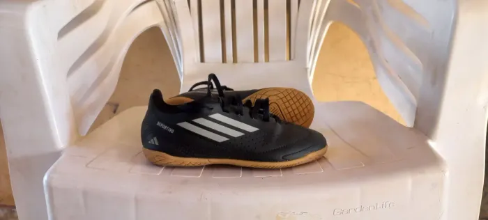 Tenis Adidas futsal infantil (29)