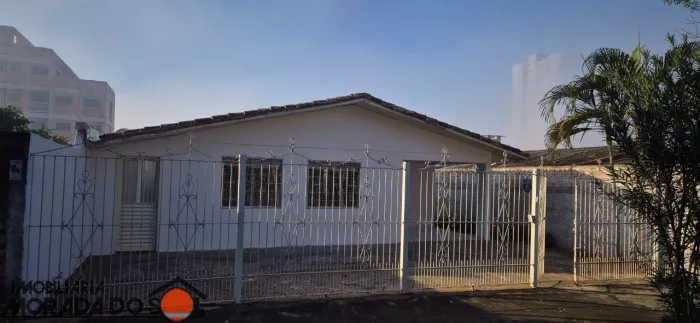Casa à venda em Vila Marumby, Maringá-PR