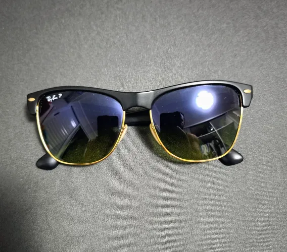 Óculos Ray-Ban Clubmaster Oversized Polarizado (Estado de Novo) - Oportunidade!
