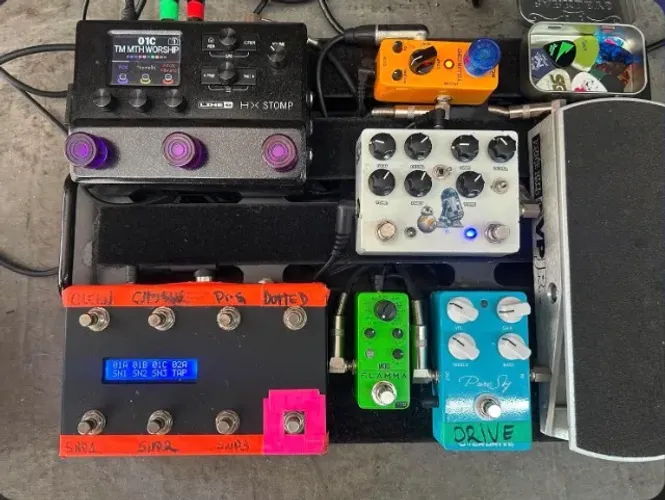 Line 6 HX stomp - Pedalboard completo.