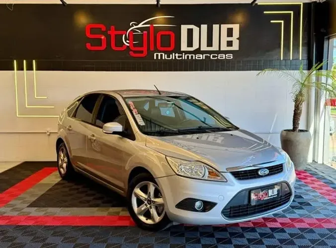Ford Focus 1.6 S/se/se Plus Flex 8v/16v 5P 2011