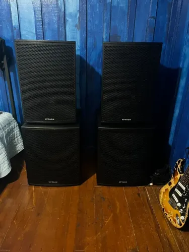 PA Attack 15" 500w e Subwoofer Attack 15'' 1000w ATIVOS