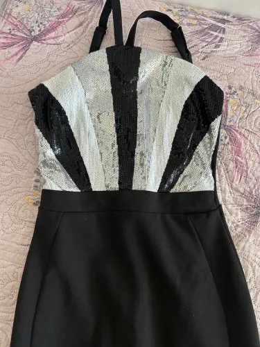 Vestido de festa Brilhoso tamanho P