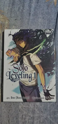 Coleção Solo Leveling - Chugong Edição newpop (Full Color)