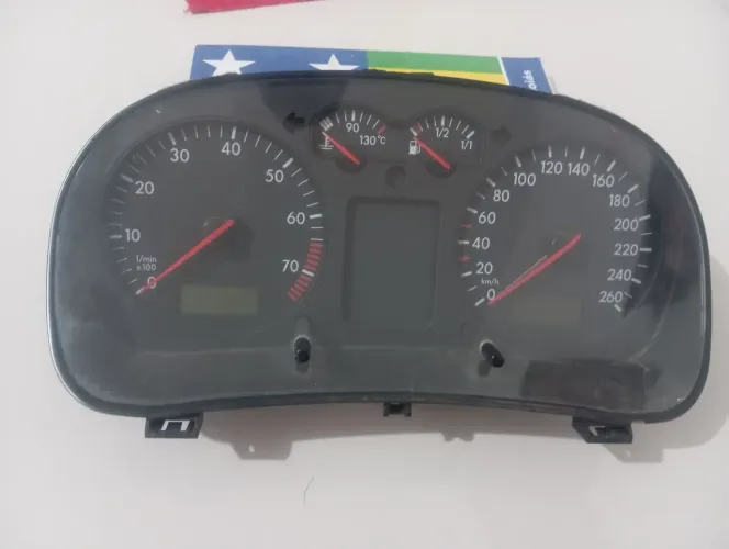Vendo painel do golf sapão vendo por 450 lig ou chama no WhatsApp *