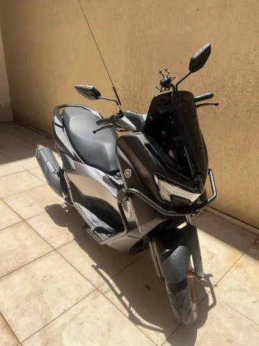Nmax 160 único dono