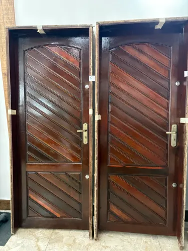 Porta madeira maciça 
