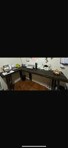 Mesa de estudos/trabalho