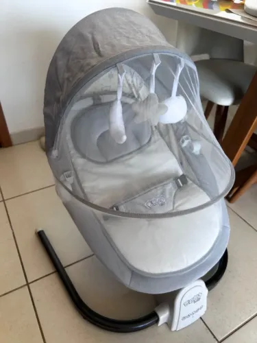 Cadeira de Descanso e Balanço Bebê Elétrica Snug - Maxi Baby
