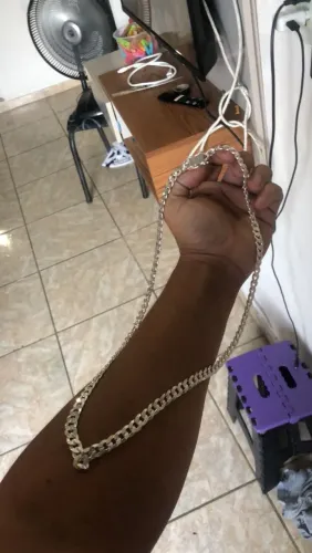 Vendo e troco Correntes de pratas aceito oferta