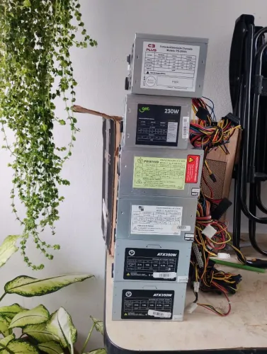 Fontes de Pc qualquenuma 25 reais