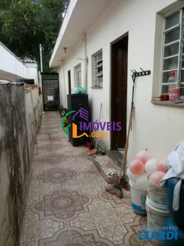 CASA ASSOBRADADA - LAPA - SP