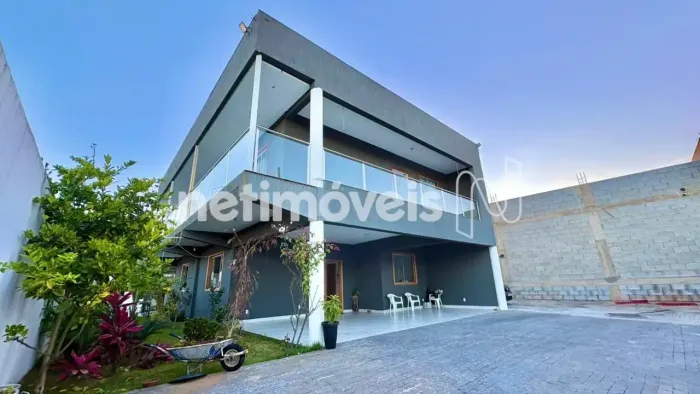 Casa à Venda no Copacabana 172 m²;, 3 Suítes, Escritório, Espaço Gourmet e 10 Vagas