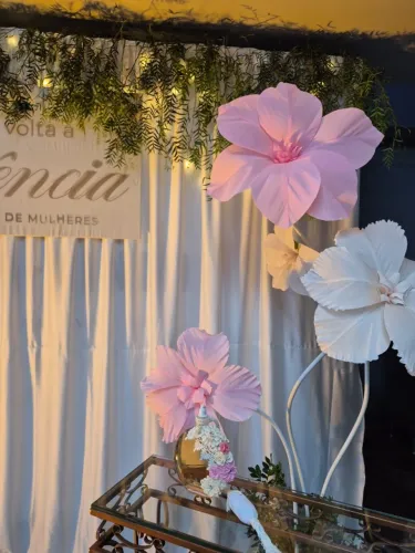Flores gigantes para decoração