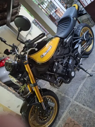 Kawasaki z900rs R edition 2024/24 com apenas 2.400km Impecável (Particular)