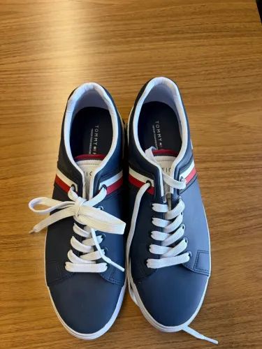 Tênis Tommy Hilfiger 