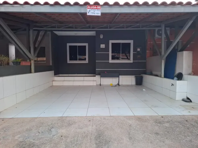 Alugo casa no Cond. Amec Ville