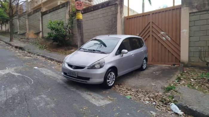 Honda Fit LX 1.4/ 1.4 Flex 8v/16v 5P Mec. 2004