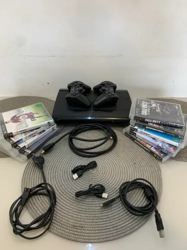 Ps3 super slim + 9 jogos mídia física 