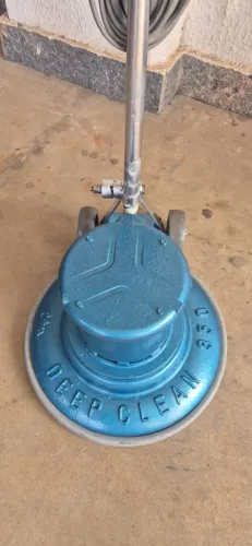 Enceradeira industrial DEEPCLEAN 350mm 127V semi nova, toda revisada.