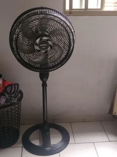 Ventilador novo super novo marca Britânia parou de funcionar do nada , ?