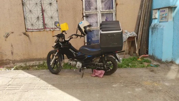 Baú com suporte pop