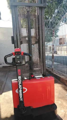 Empilhadeira