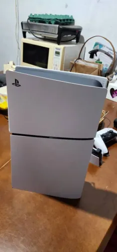 PlayStation 5 Slim 1 Tera, Mídia Física