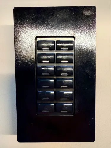 Teclado de Automação Crestron C2N-DB12B 12 Botões (Par / 2 Unidades)