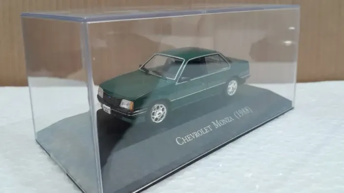 Miniatura Chevrolet Monza 1988