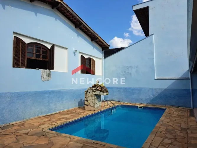 Casa em Rua Roberto Teixeira dos Santos - Parque Taquaral - Campinas/SP