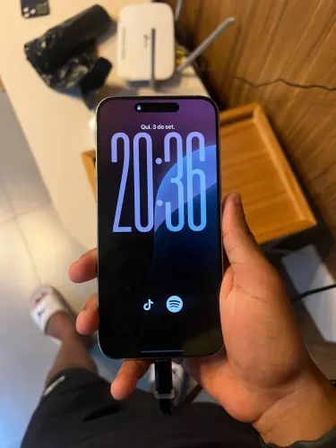 iPhone 15 Pro Max - 256GB Titânio