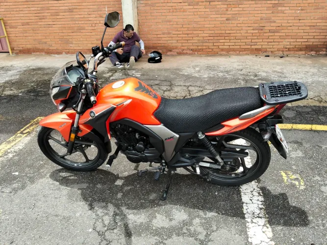 Vendo moto Suzuki DK haojue 150cc150cc