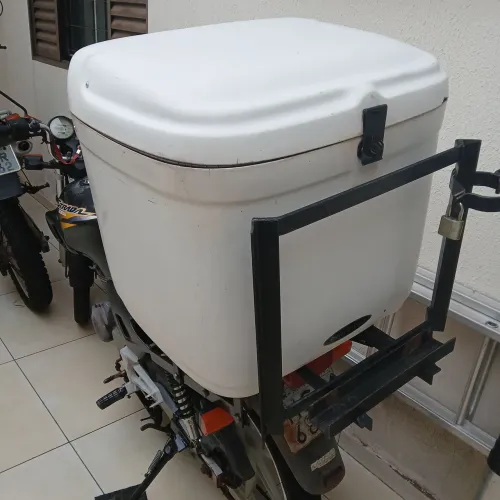 Baú para moto cbx strada