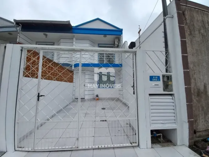 Sobrado semi mobiliado com 02 dormitórios localizado no bairro São Vicente - Itajaí/SC