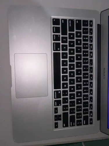 MacBook Air 13" 2017 i5 8GB 128GB SSD, Formatado, Teclado Iluminado, Pronto pra Usar