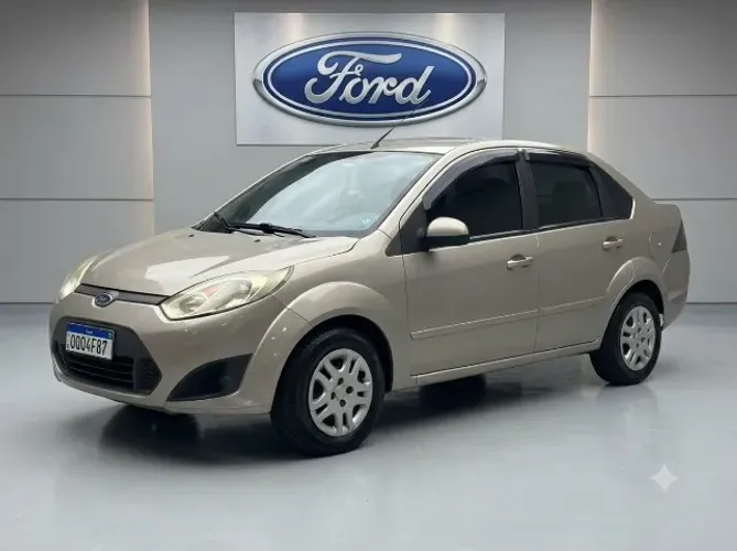 Ford Fiesta Sedan SE 1.6 8V Flex 4P 2014