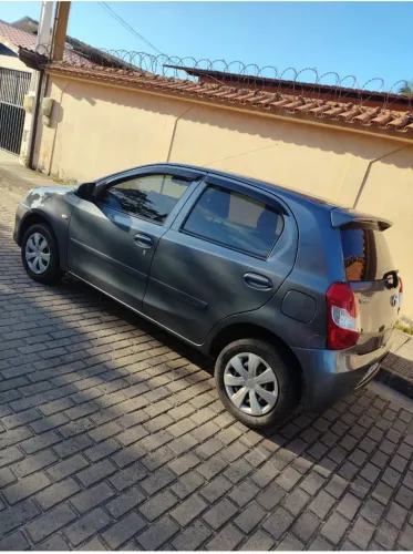 Toyota Etios X 1.3 Flex 16V 5P Mec. 2016