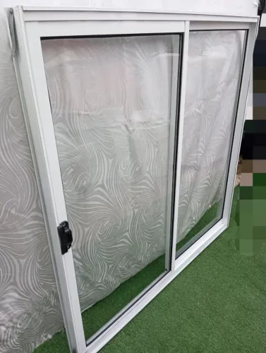 Janela de alumínio 1x1 mt