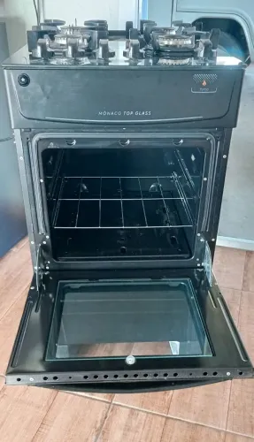 Vendo Fogão Atlas 4 bocas, semi-novo!