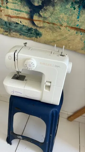 Máquina de costura Singer Start 1306