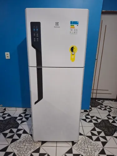 Geladeira Electrolux FrosFree Gelo Seco Funcionando Perfeitamente R$1.750 FacilitoEntrga