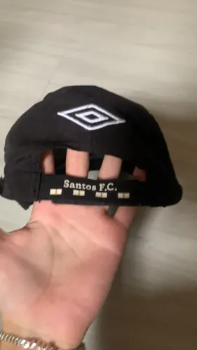 Bone Santos FC Umbro 2010(relíquia) (preço negociavel)
