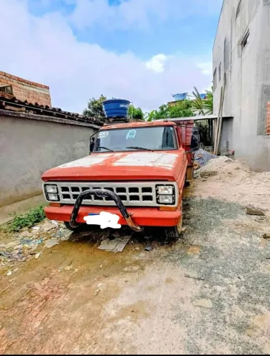 F4000